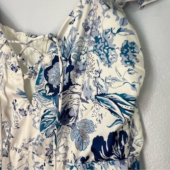 Alamour The Label Blue Floral Lace Front Mini Dress - M - Picture 8 of 10